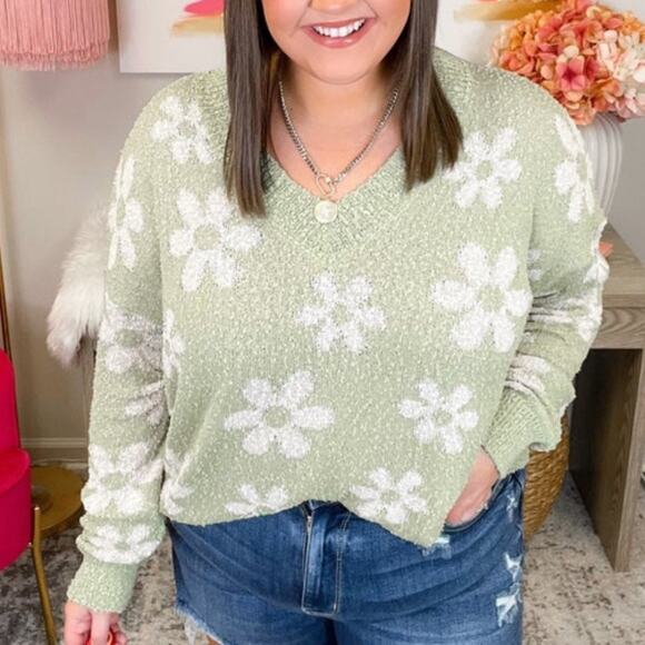 143 Story Daisy Floral Print Loose Knit V-Neck Sweater Green White Size 1X - Picture 1 of 10